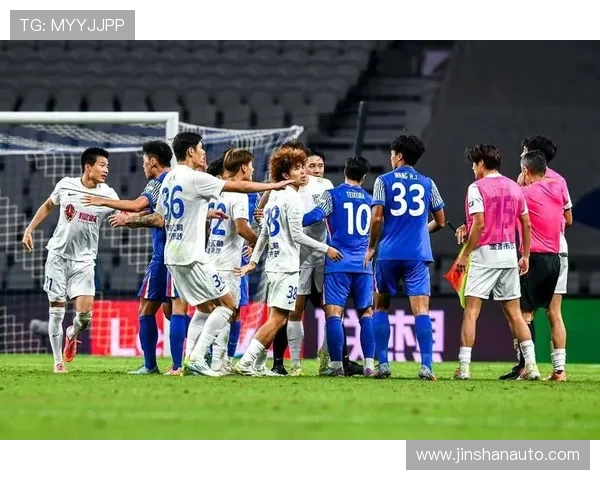 大连6老将合同到期，吕鹏能踢半场 吕焯毅缺个替补 2将长约占名额