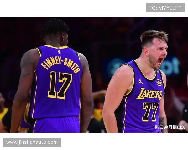 原创湖人惨败绿军21分！东契奇詹姆斯缺阵！里夫斯独得36分难挽败局